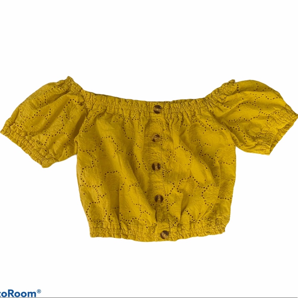 Blāshe off shoulder blouse Size S